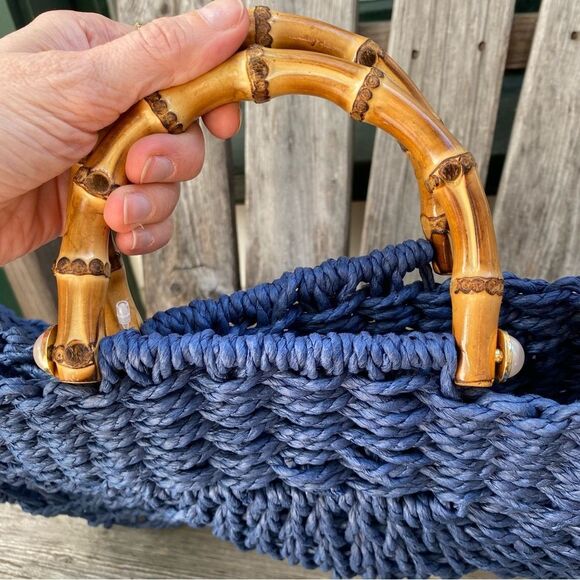 BTB Los Angeles Straw Blue Woven Tote Bag with Bamboo Handles - Picture 11 of 13